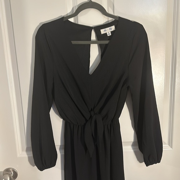 ๐๐ก๐+๐๐ค๐ฒ ๐๐ฎ๐ฆ๐ฉ๐ฌ๐ฎ๐ข๐ญ ๐๐จ๐ง๐ ๐๐ฅ๐๐๐ฏ๐ ๐๐ฅ๐๐๐ค ๐ฌ๐ณ ๐๐ฆ ๐๐๐ - Picture 2 of 6